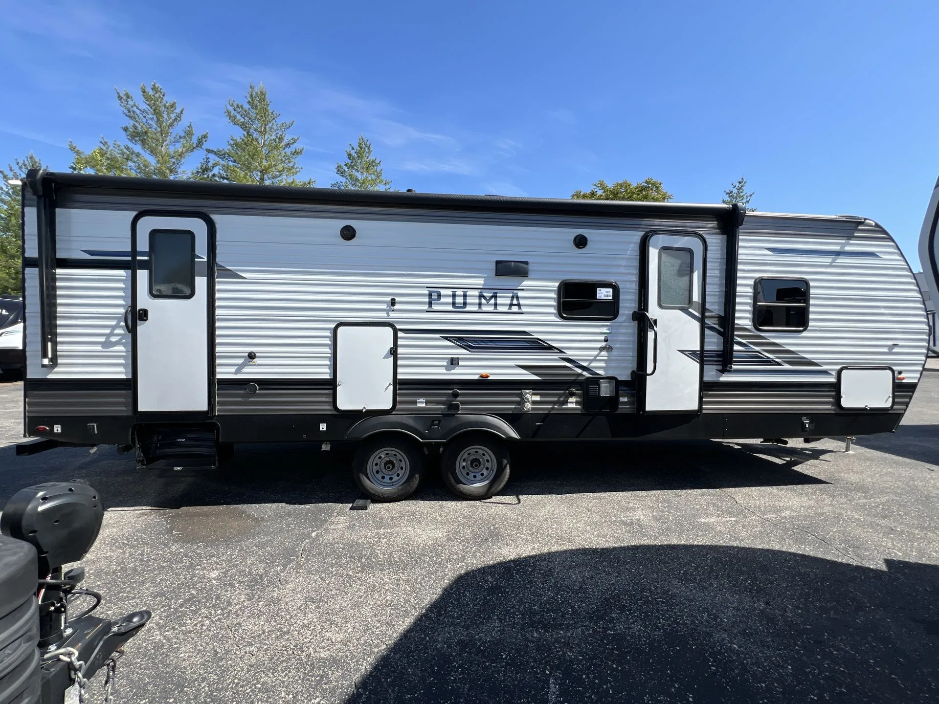 2023 Palomino Puma 28DBFQ - Photo 2