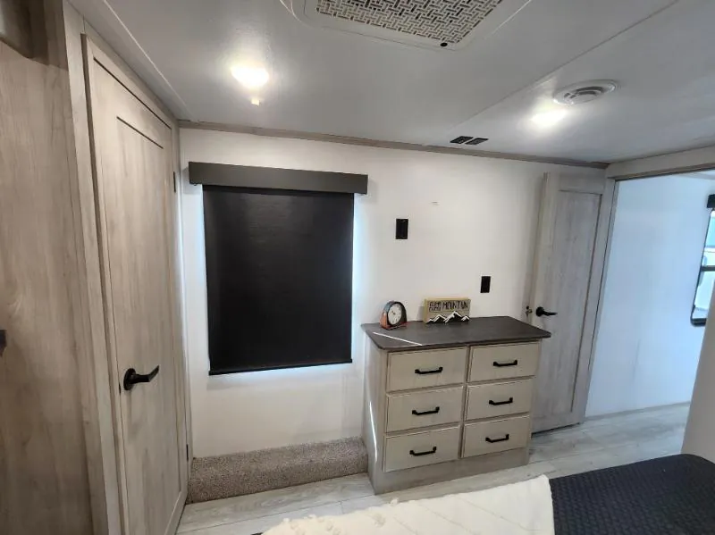 2024 Keystone Montana High Country 385BR, Photos photo 51