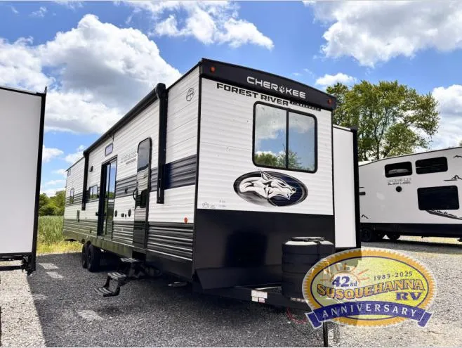 2025 Forest River Cherokee Timberwolf 39HBA - Photo 2
