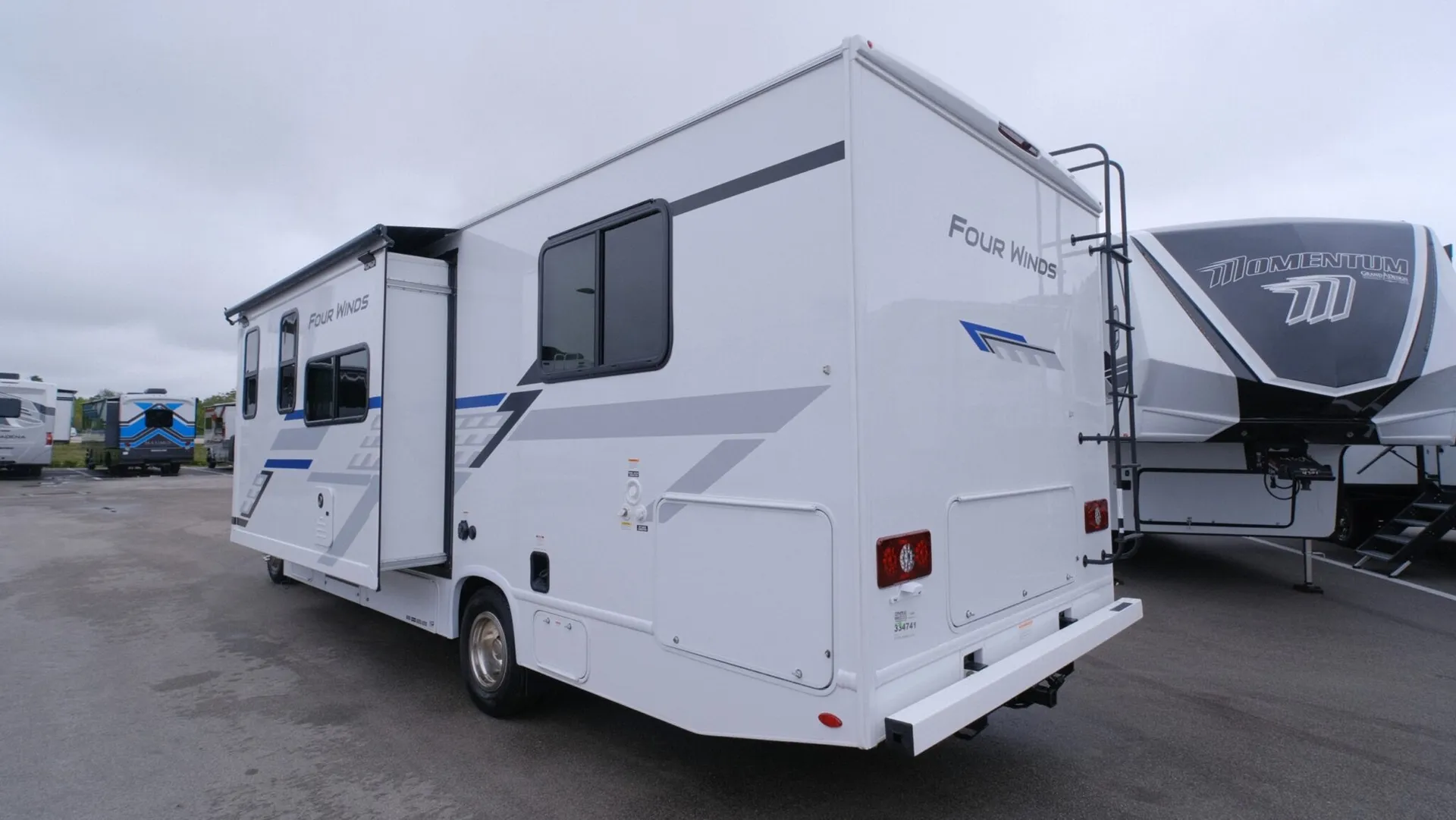 2026 Thor Motor Coach Four Winds 28Z - Photo 4