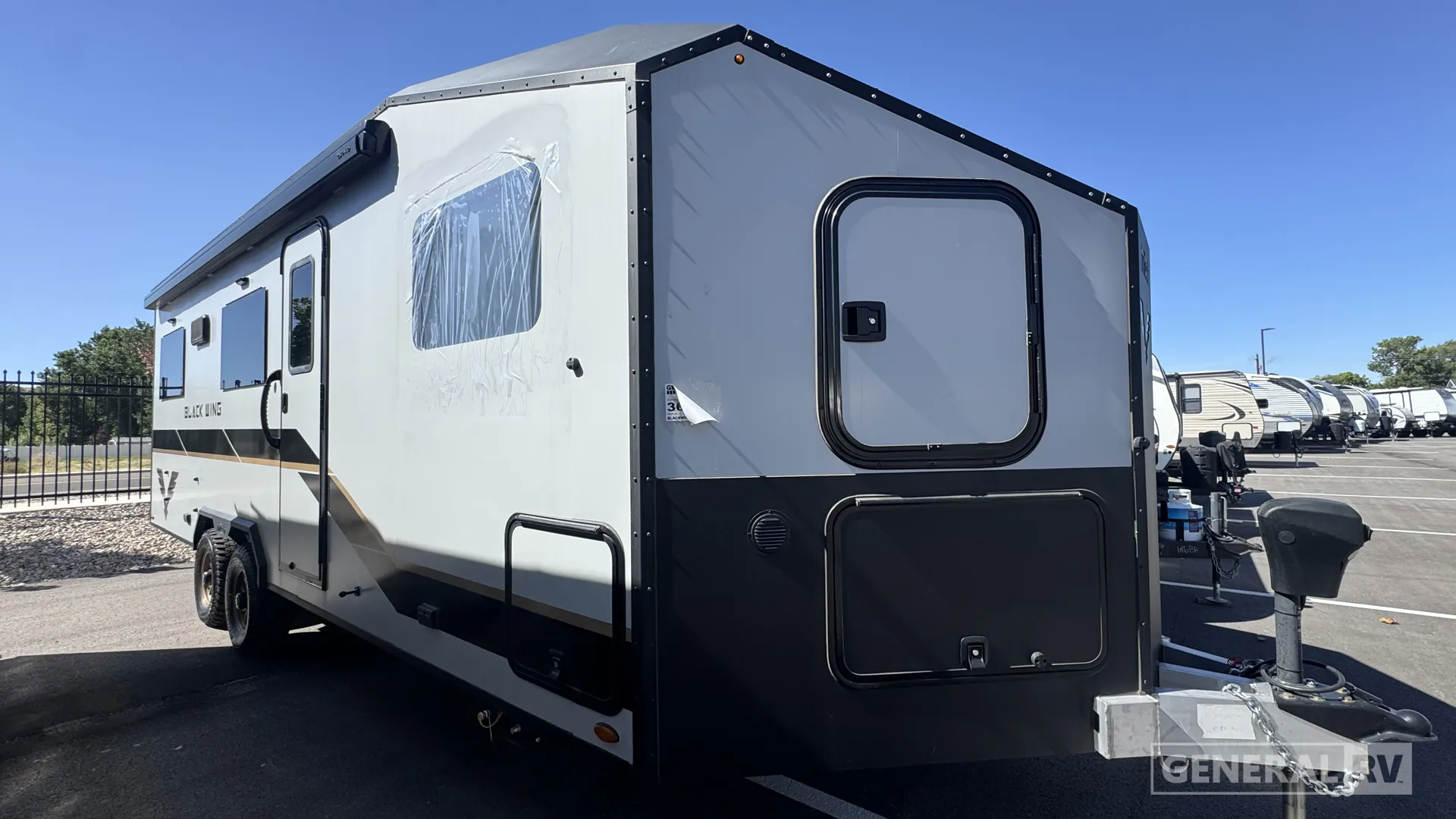 2025 inTech Black Wing 830 X - Photo 2