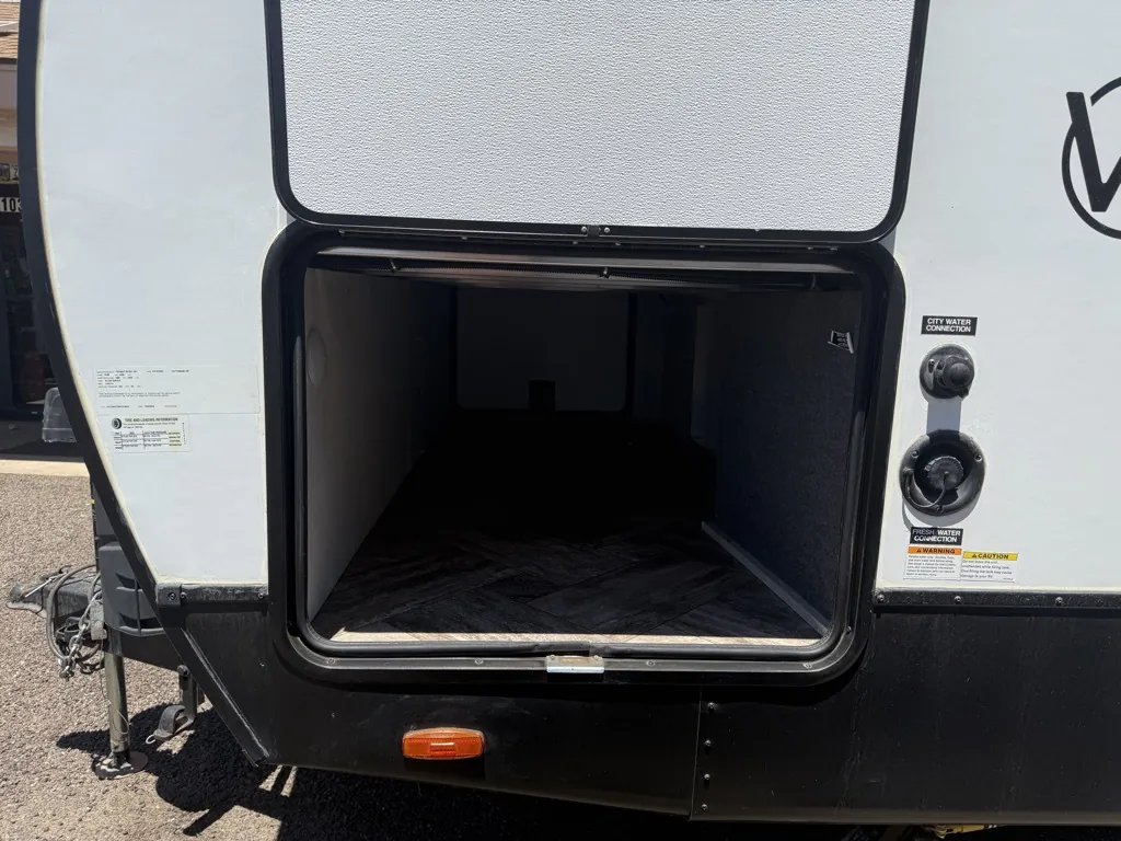 2023 Forest River Wildcat 303MBX, Photos photo 9