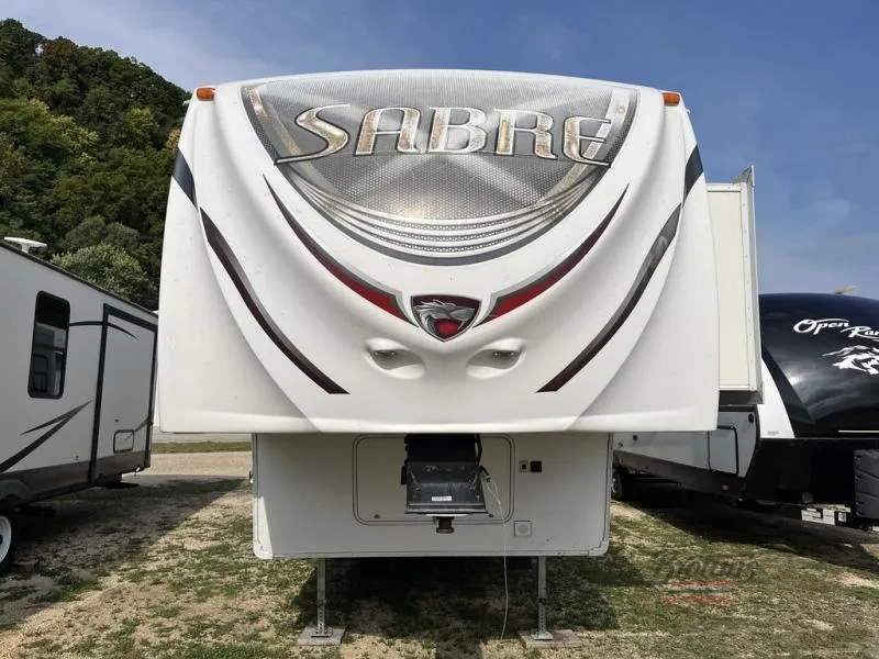 2012 Palomino Sabre 31CKTS - Photo 2