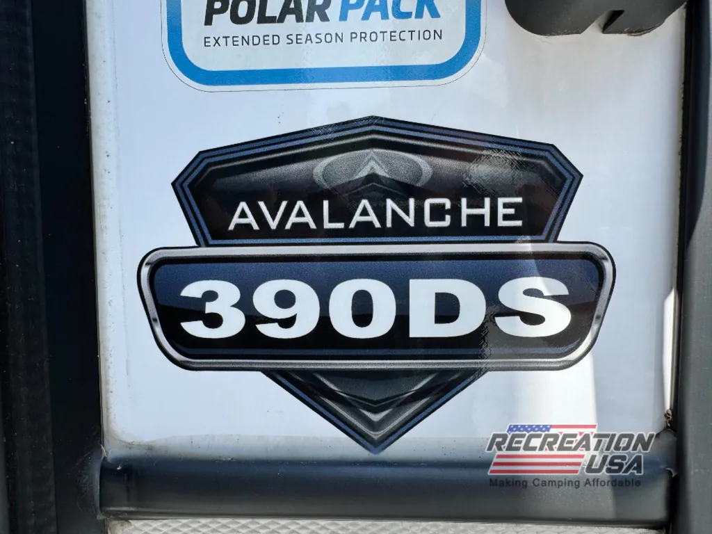 2023 Keystone Avalanche 390DS, Photos photo 7