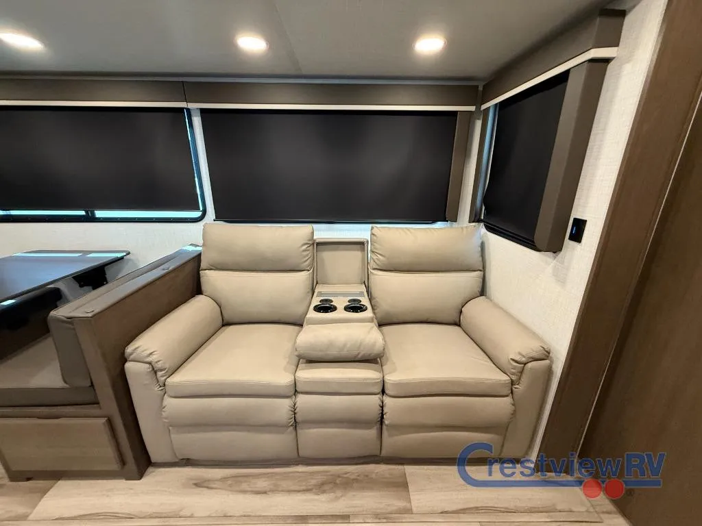 2027 Keystone RV Cougar Half-Ton 26LBW - Photo 4