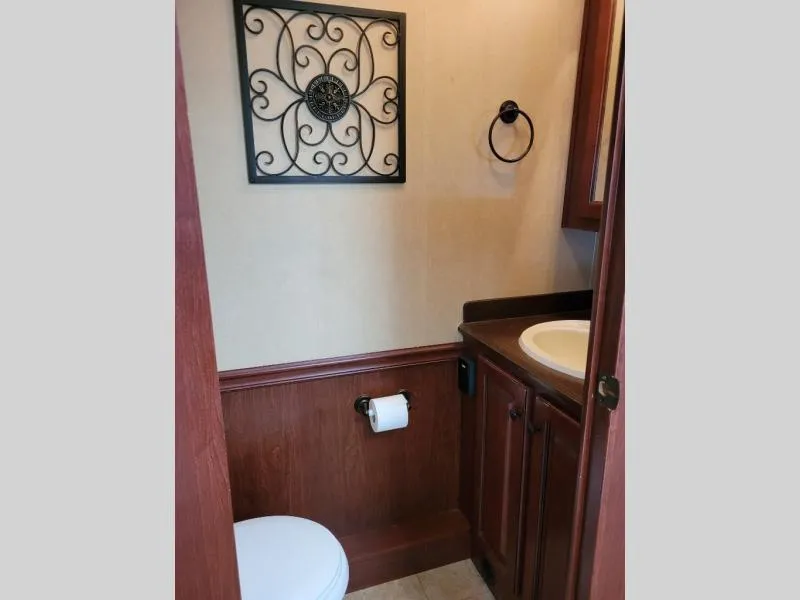 2013 Forest River Berkshire 390 FL, Photos photo 15