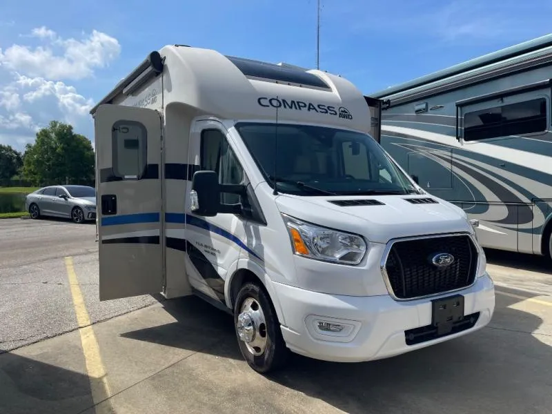 2022 Thor Motor Coach Compass 23TW - Photo 2