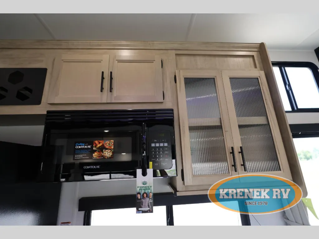 2027 Forest River Cherokee Timberwolf 39DC, Photos photo 25