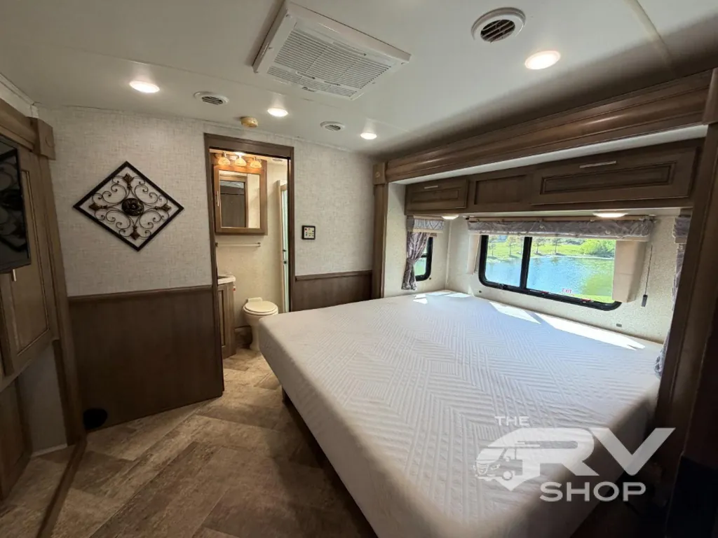2019 Forest River Georgetown 5 Series GT5 36B5, Photos photo 20