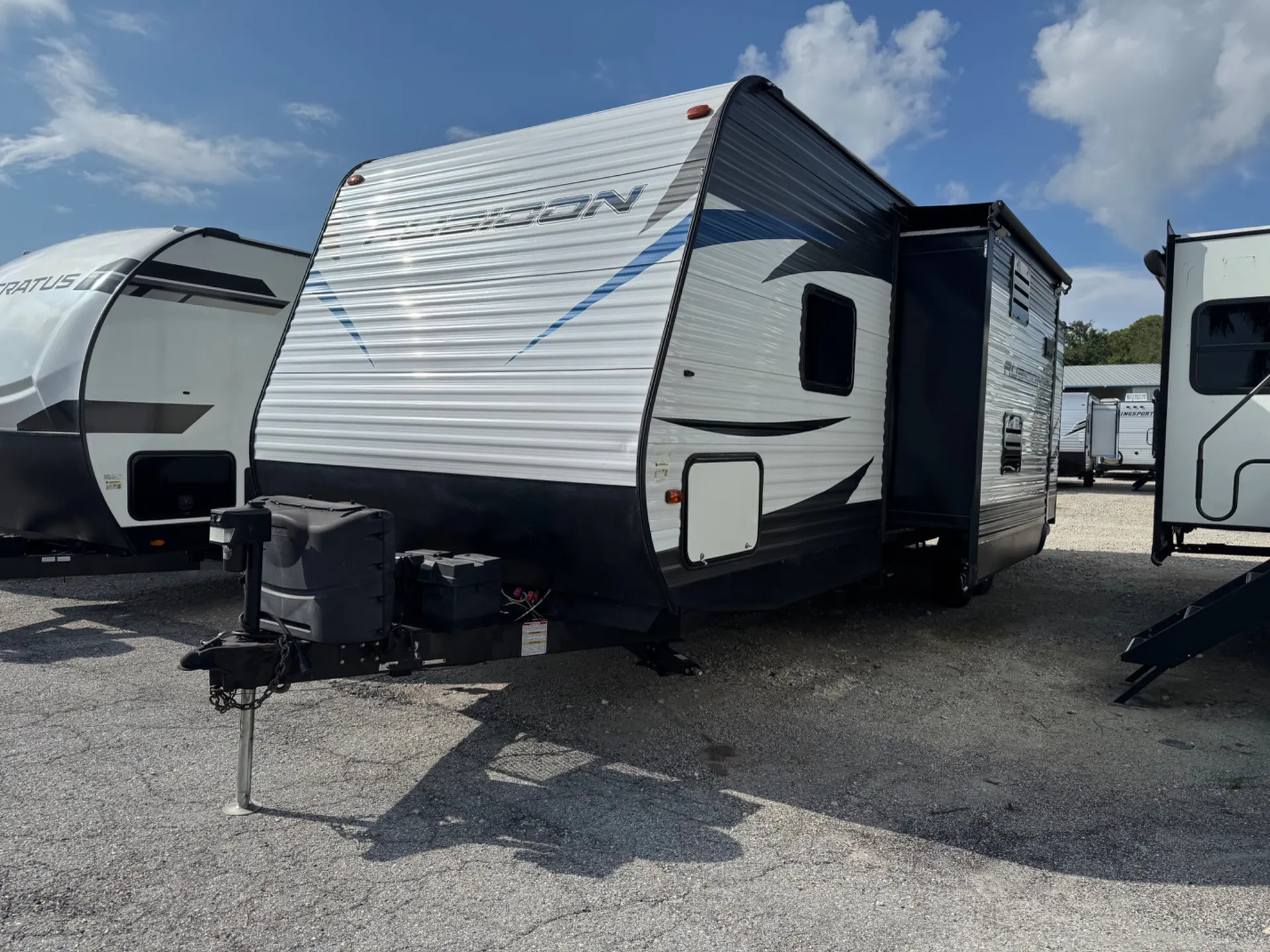 2019 DUTCHMEN RUBICON M-301 - Photo 2