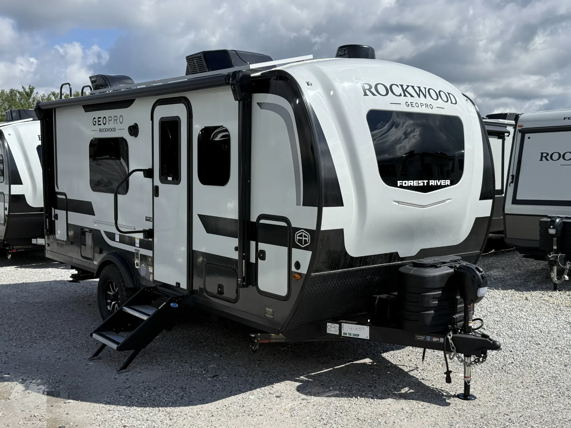 2026 Forest River Rockwood Geo-Pro 19FDS - Photo 2