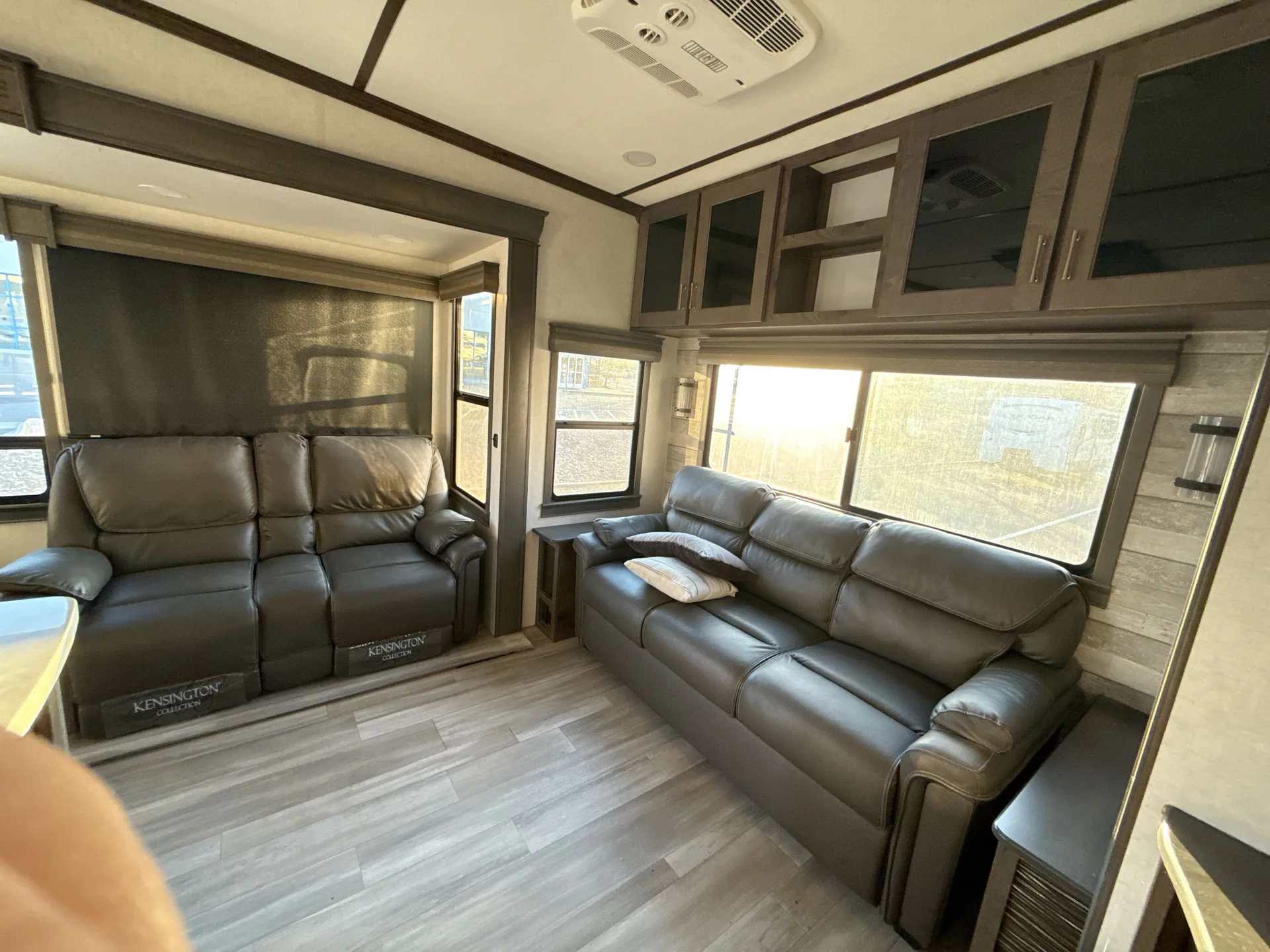2022 Alliance RV Paradigm 295MK — living area main