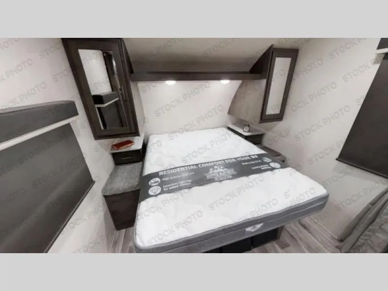 2019 Forest River RV Salem Hemisphere Hyper-Lyte 23RBHL - Photo 4