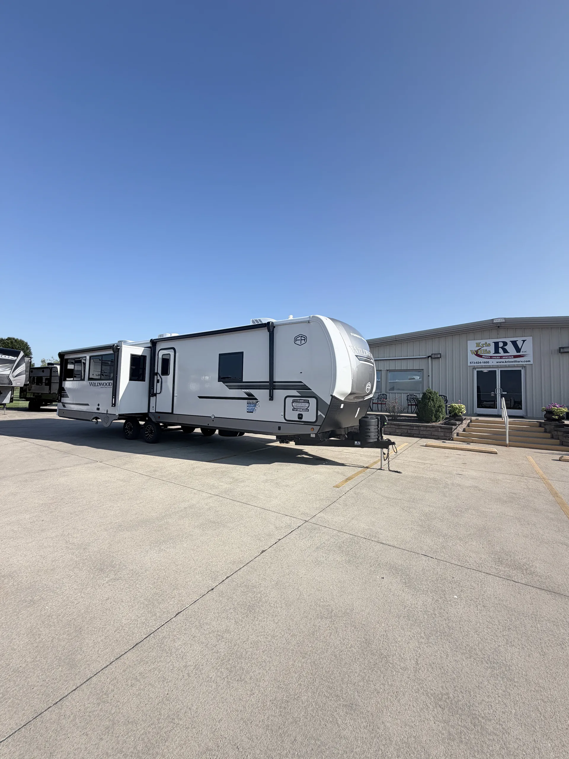 2027 Forest River Wildwood Heritage Glen 308RL