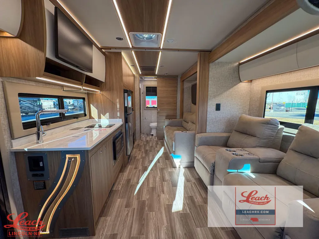 2025 Tiffin Wayfarer 25 XRW, Photos photo 12