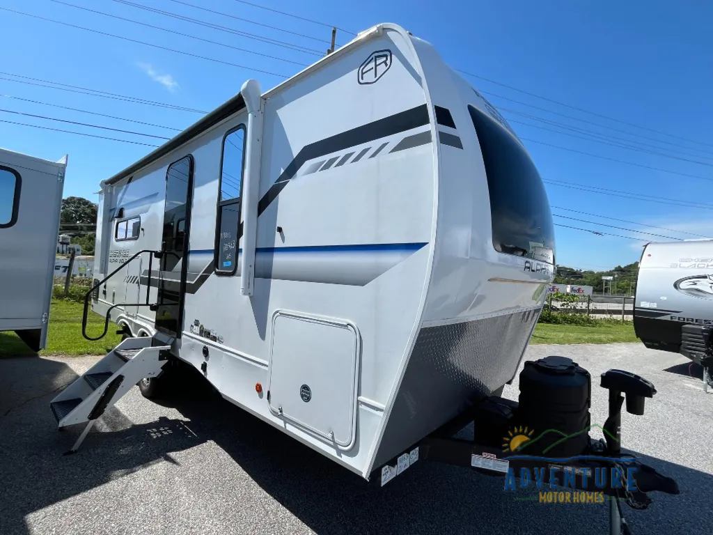 2026 Forest River Cherokee Alpha Wolf 21RB, Photos photo 4