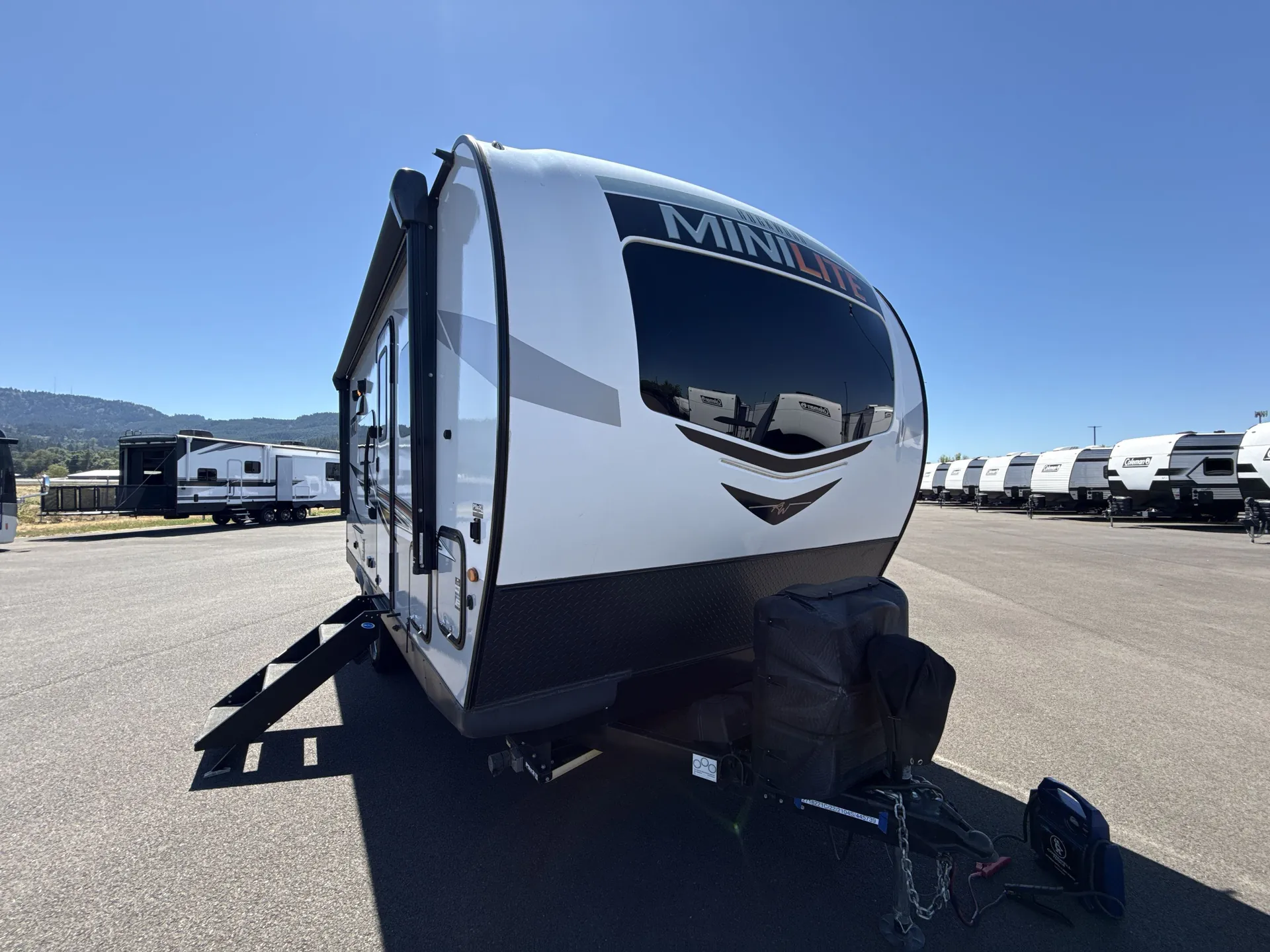 2022 Forest River Rockwood Mini Lite 2104S - Photo 2