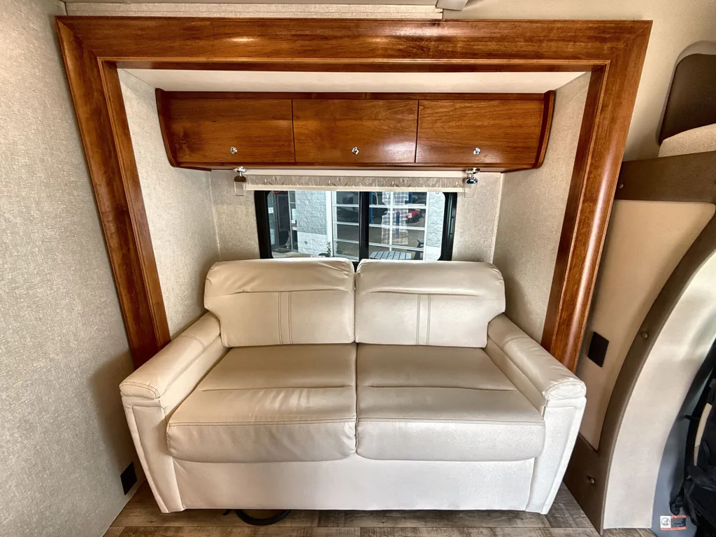 2019 Tiffin Wayfarer 25 QW, Photos photo 13