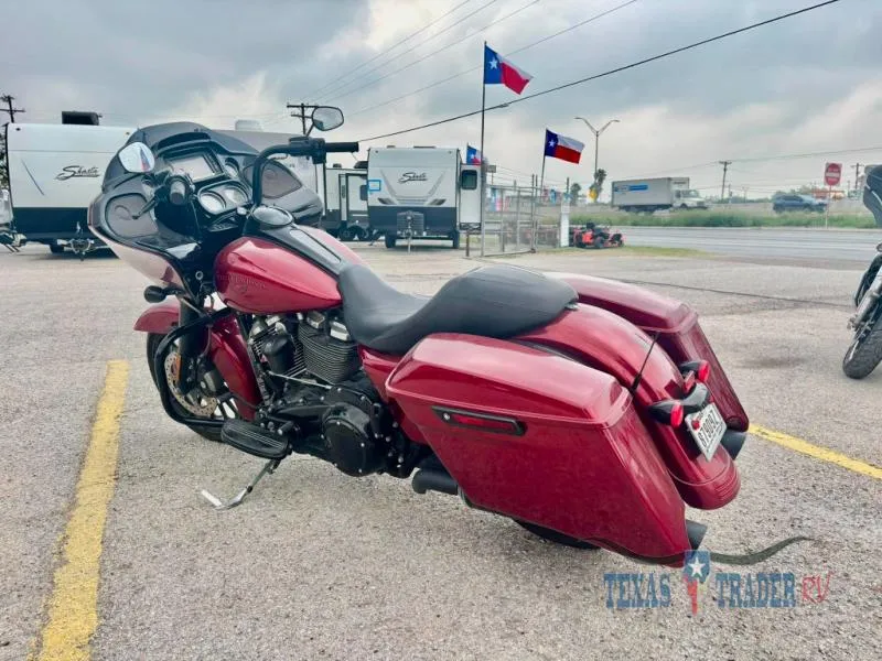 2018 Harley-Davidson Road Glide Used    FLTRX - Photo 4