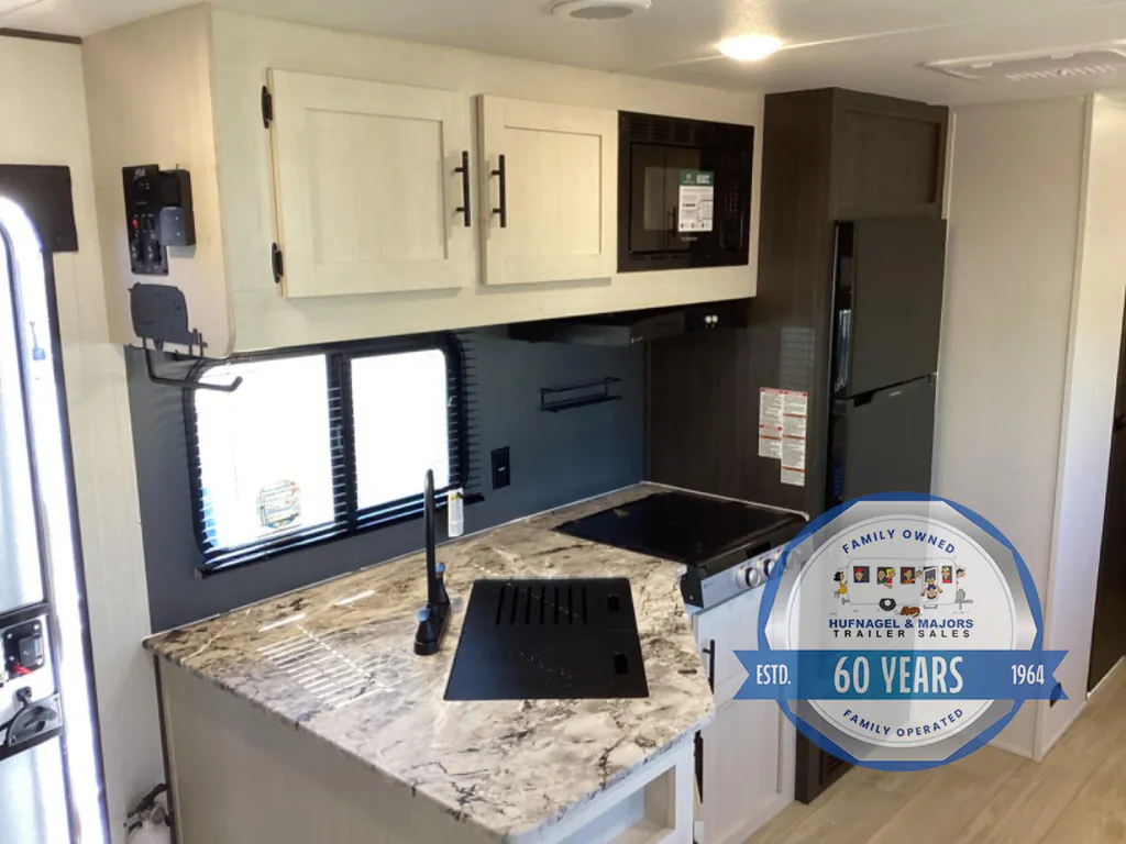 2027 Shasta RVs i-5 Edition 530BQB, Photos photo 13