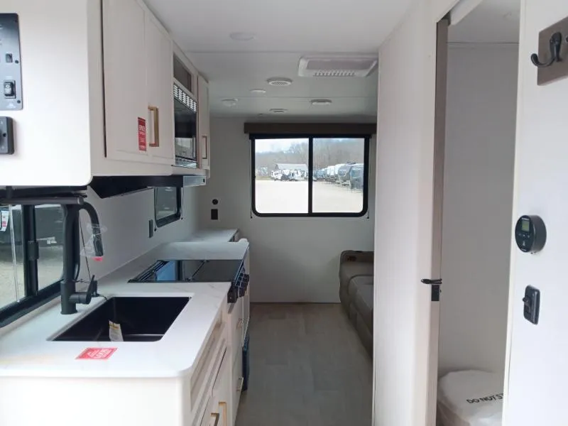 2026 Grand Design Transcend Xplor 21RLX - Photo 3