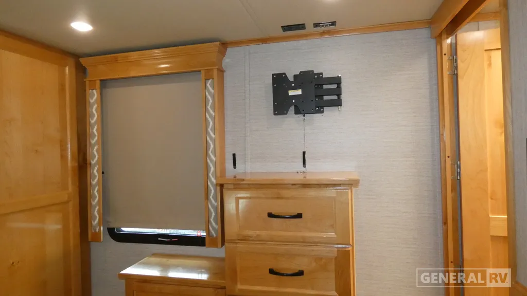 2021 VanLeigh RV Beacon 42RKB, Photos photo 12