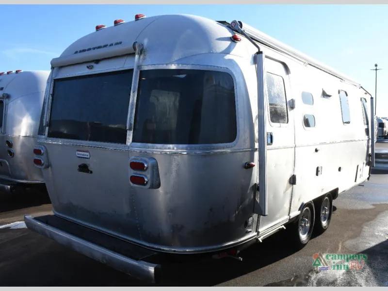 2026 Airstream International 25FB - Photo 3