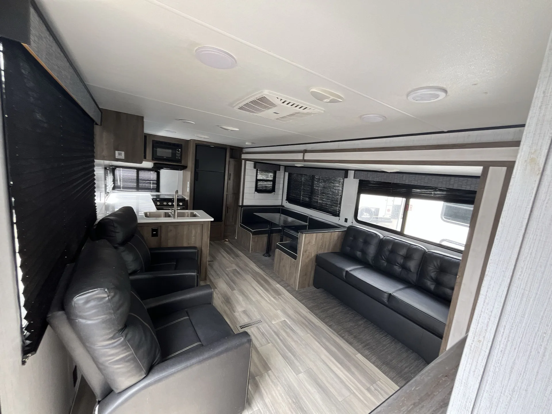 2023 Heartland Pioneer RK300 — living area main