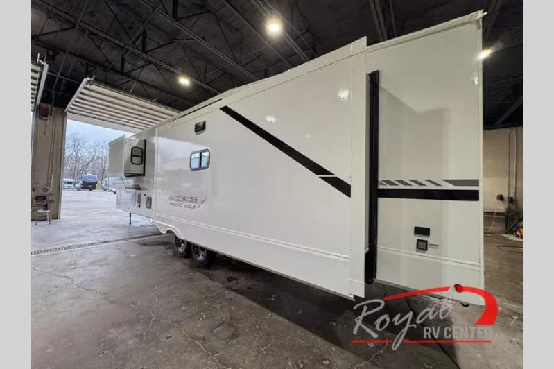 2026 Forest River Cherokee Arctic Wolf 38LEAHG - Photo 4