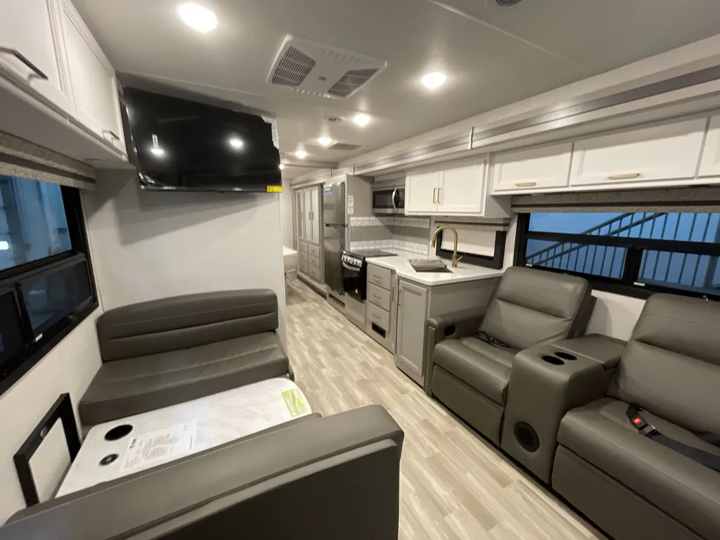 2026 Thor Motor Coach Windsport 29L, Photos photo 6