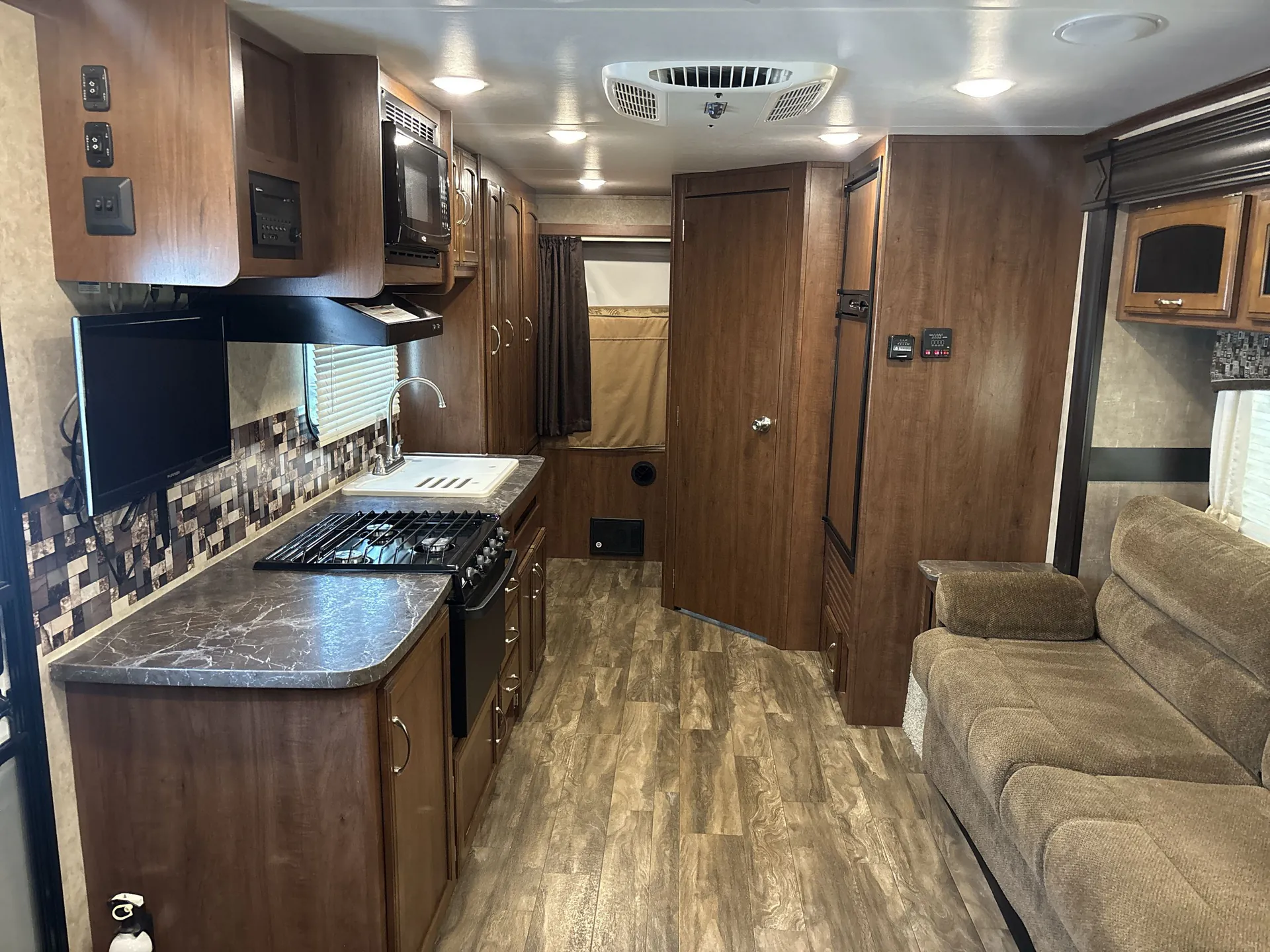 2017 Jayco Jay Feather X23B - Photo 4