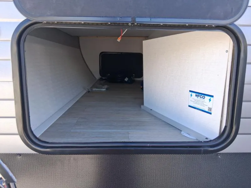 2027 Coachmen Catalina Legacy Edition 333DBDSCK, Photos photo 35