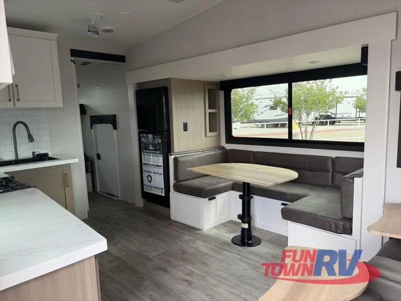 2026 Jayco Eagle HT 31QCD - Photo 3