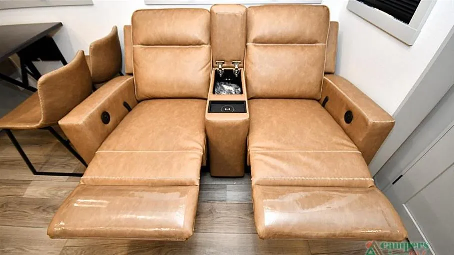 2025 Brinkley Model Z Air 285, Photos photo 4
