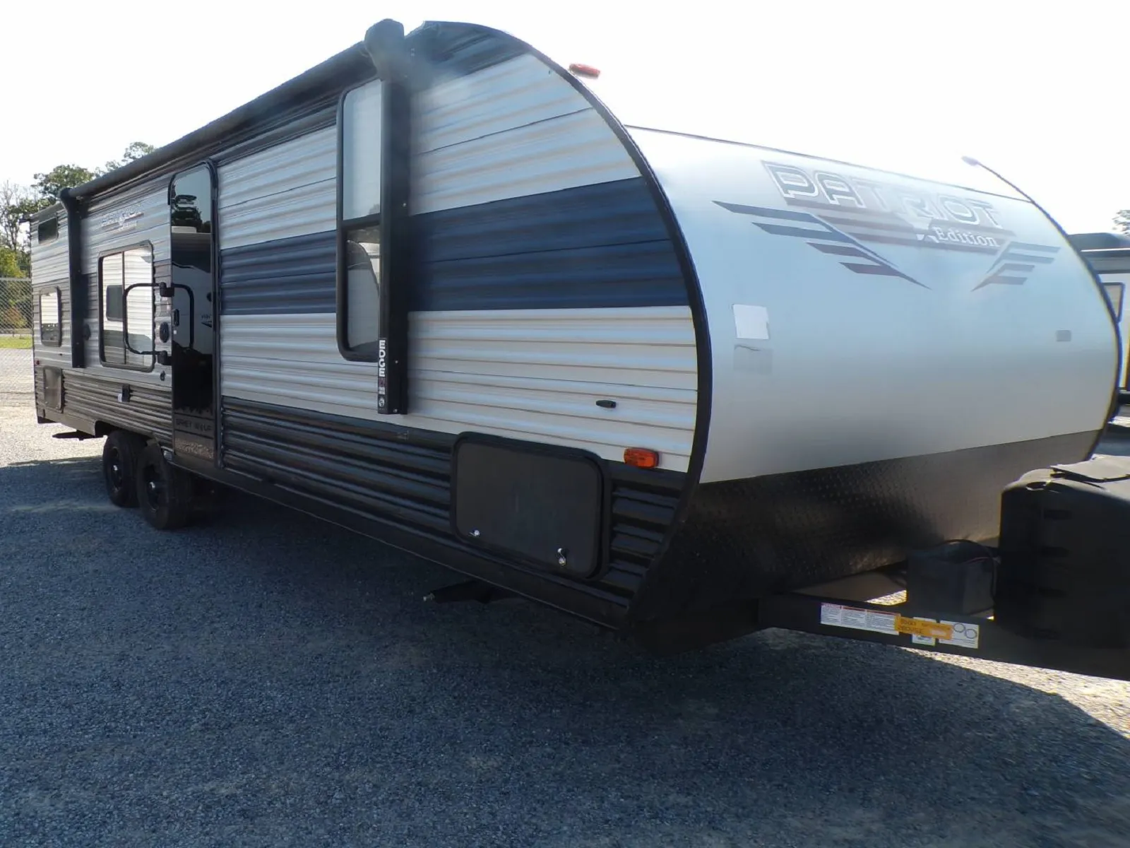 2022 Forest River Cherokee Patriot Edition 26DJSE - Photo 2
