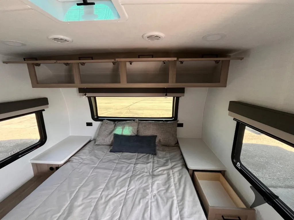 2026 Forest River Flagstaff Micro Lite 25FBD, Photos photo 20