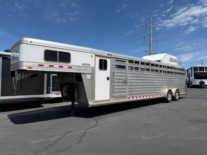 2022 4 Star 7 Horse Used    GN - Main photo