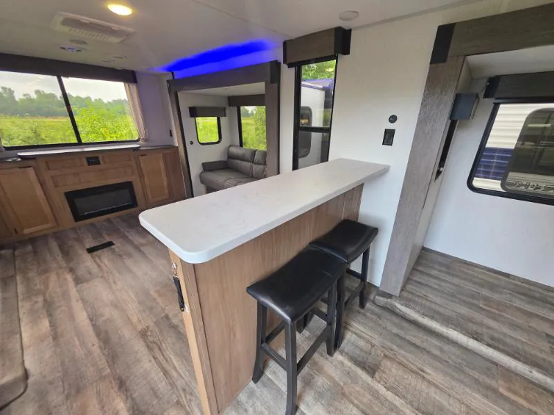 2024 Forest River Cherokee 306MM, Photos photo 6