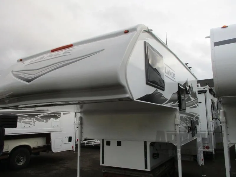 2026 Lance Lance Truck Campers 855S - Photo 3