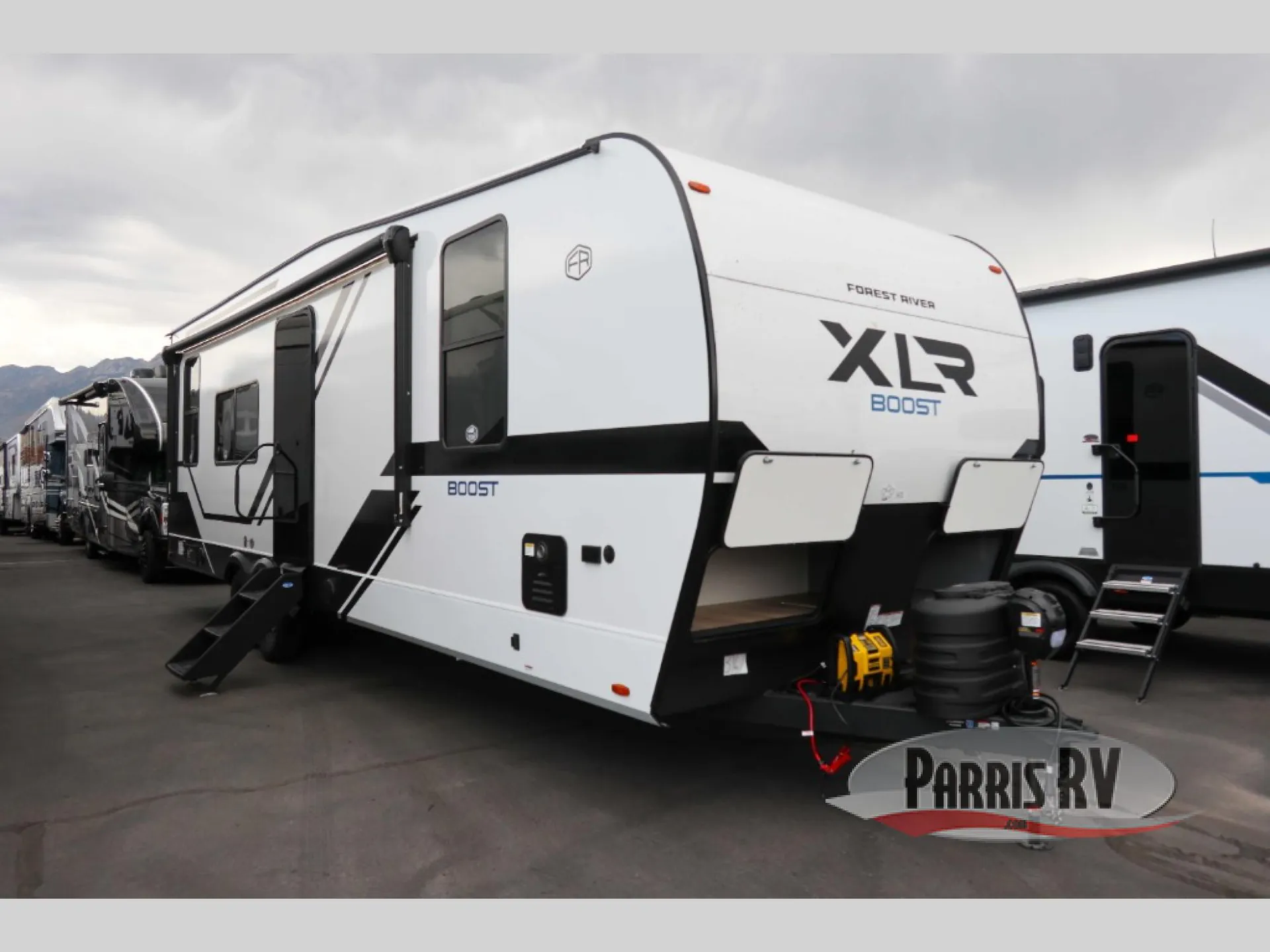 2027 Forest River XLR Boost 2715B - Photo 2