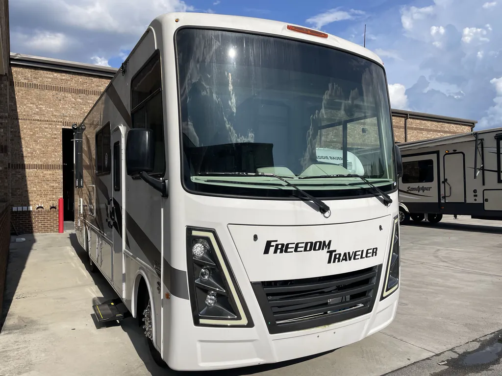 2026 Thor Motor Coach Freedom Traveler A29, Photos photo 5