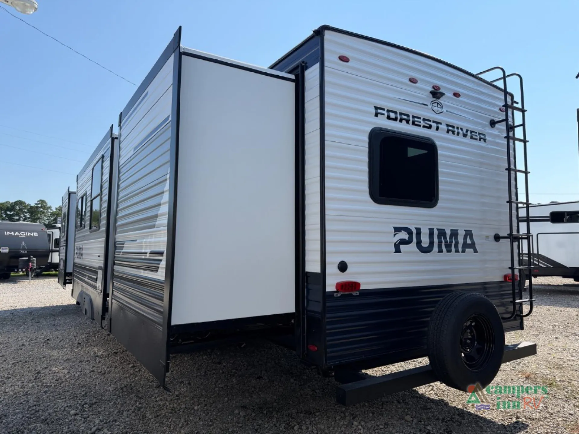 2027 Forest River Puma 32BHFS — Photo 6