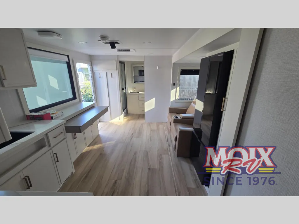 2025 Brinkley Model I 265, Photos photo 4