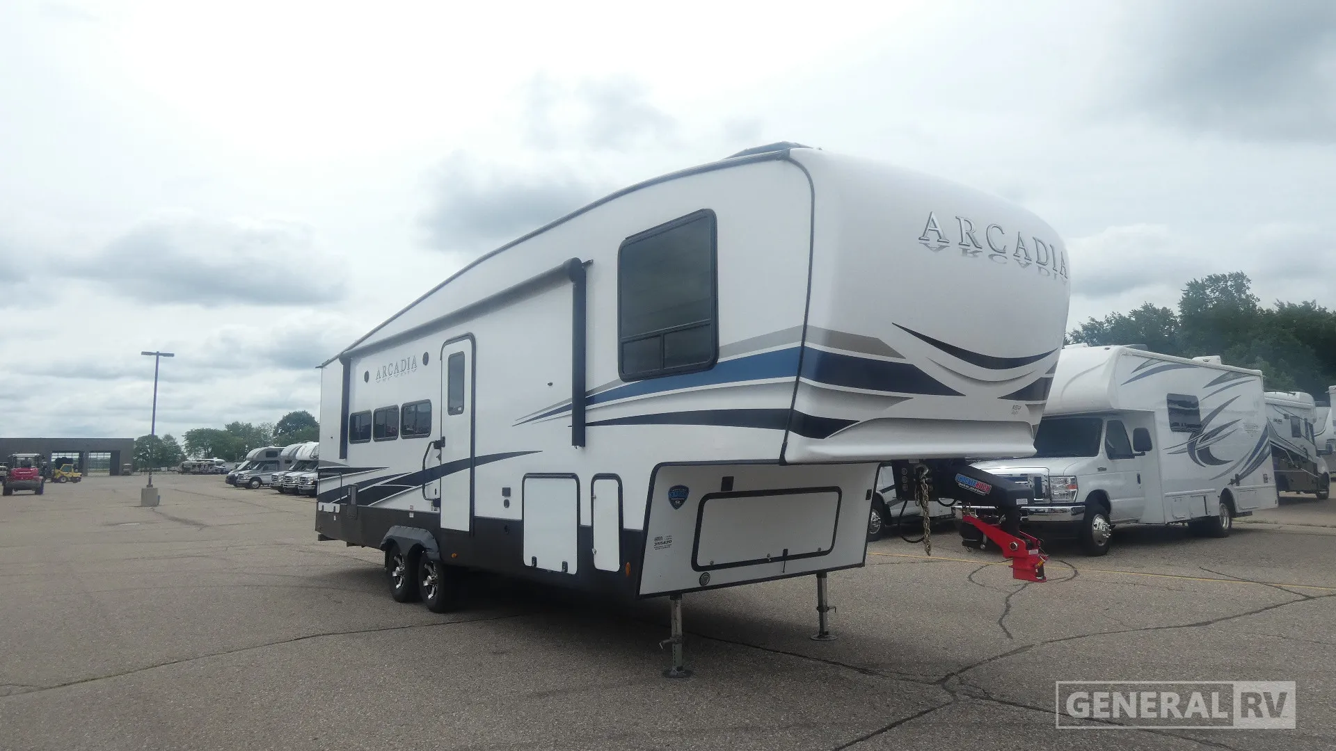2022 Keystone Arcadia Half Ton 3370BH - Photo 2