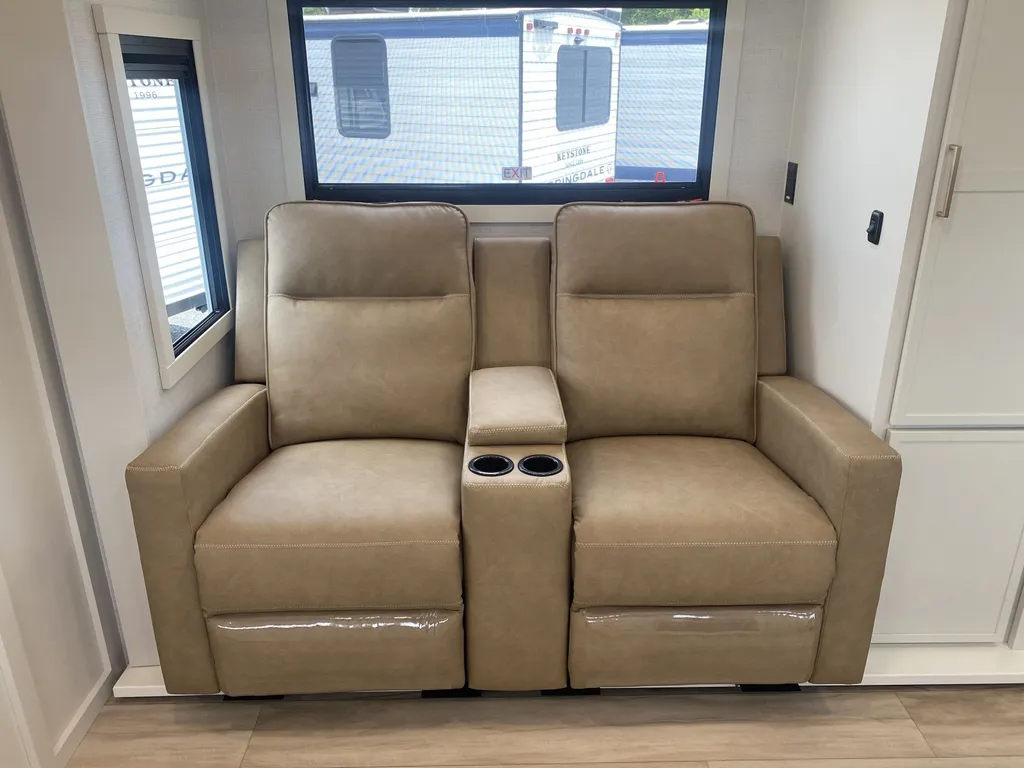2026 Brinkley Model Ix 20X, Photos photo 7
