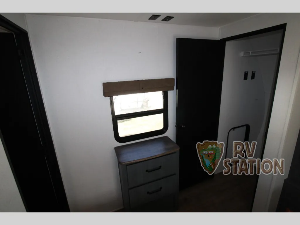 2027 Forest River Puma 32BHQS, Photos photo 55