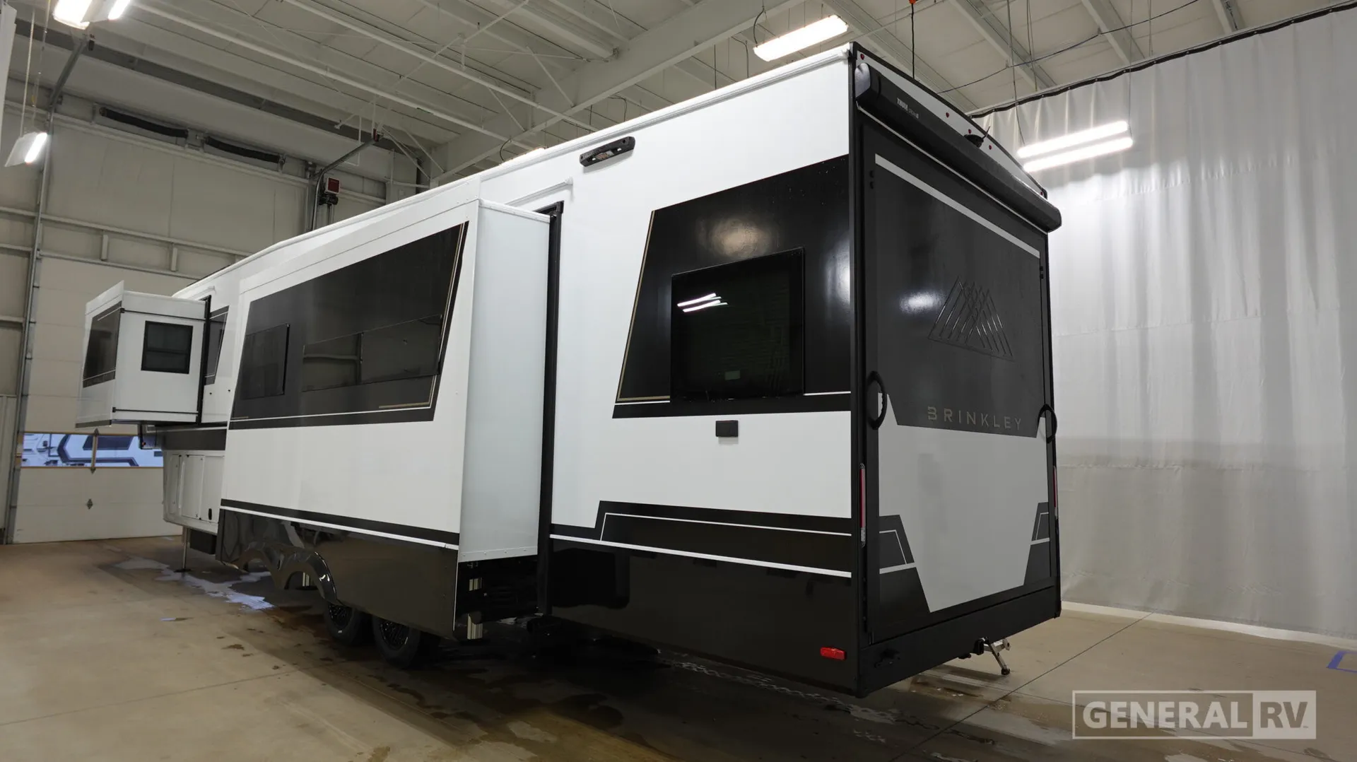 2026 Brinkley Model Z 3420 - Photo 4