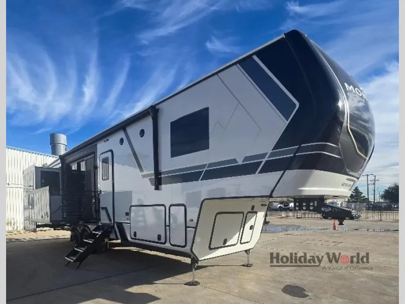 2026 Keystone Montana 3532SP - Photo 3