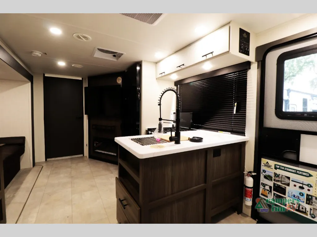 2026 Forest River Westbrook Luxury 305DBLC, Photos photo 15