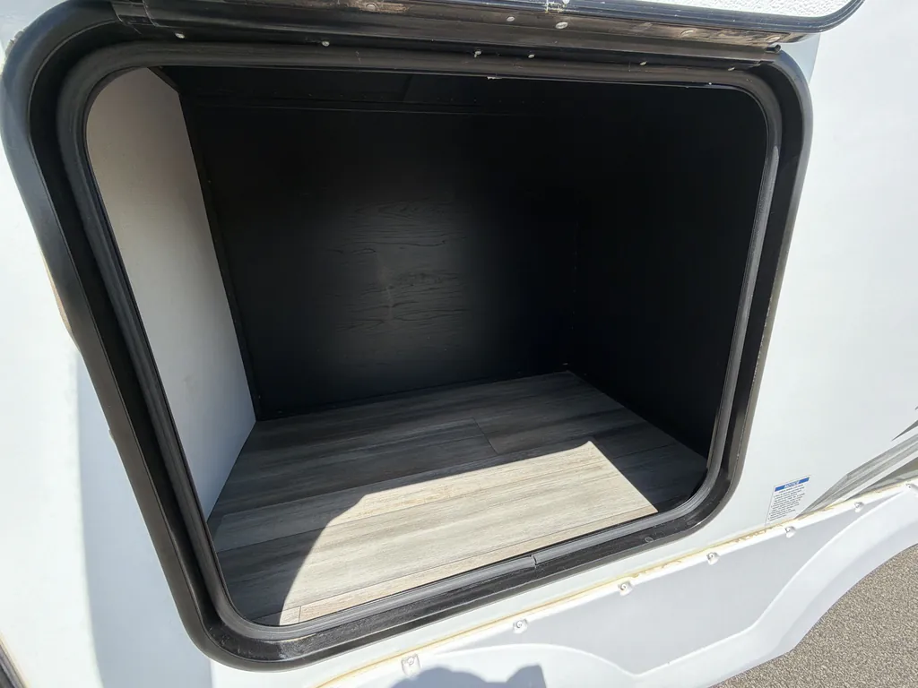 2023 Coachmen Freedom Express Ultra Lite 274RKS, Photos photo 24